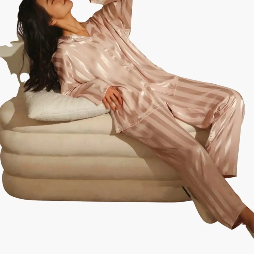 Loungewear-Sæt med Vide Bukser til Damer – tæt på stoffet