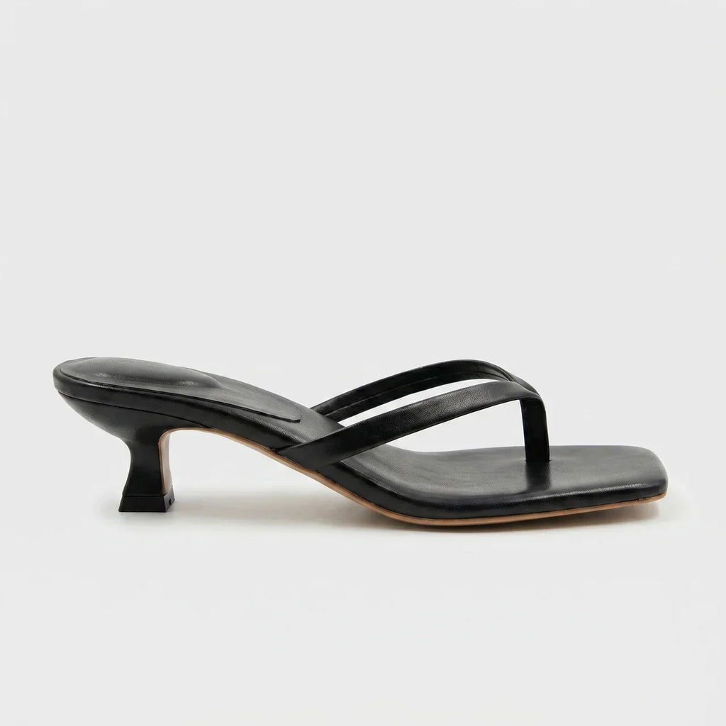 Square-toe kitten heel toe-post sandals