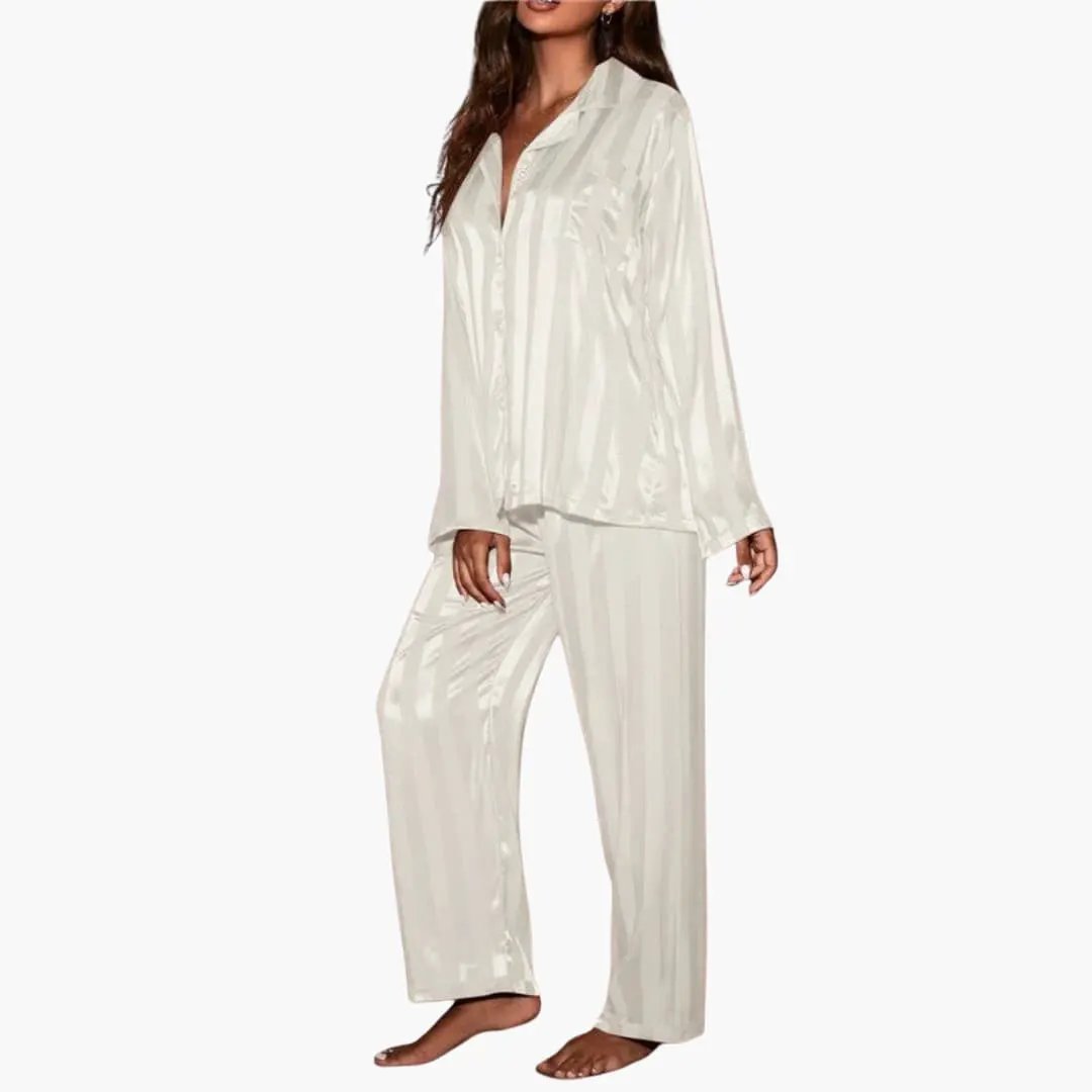 Loungewear-Sæt med Vide Bukser til Damer – båret på model