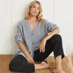 Oversized Cardigan med Knapper til Damer – set fra siden