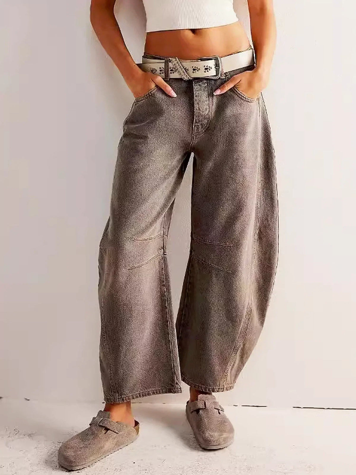 Leopardmønstrede Barrel Jeans til Damer – detalje 8