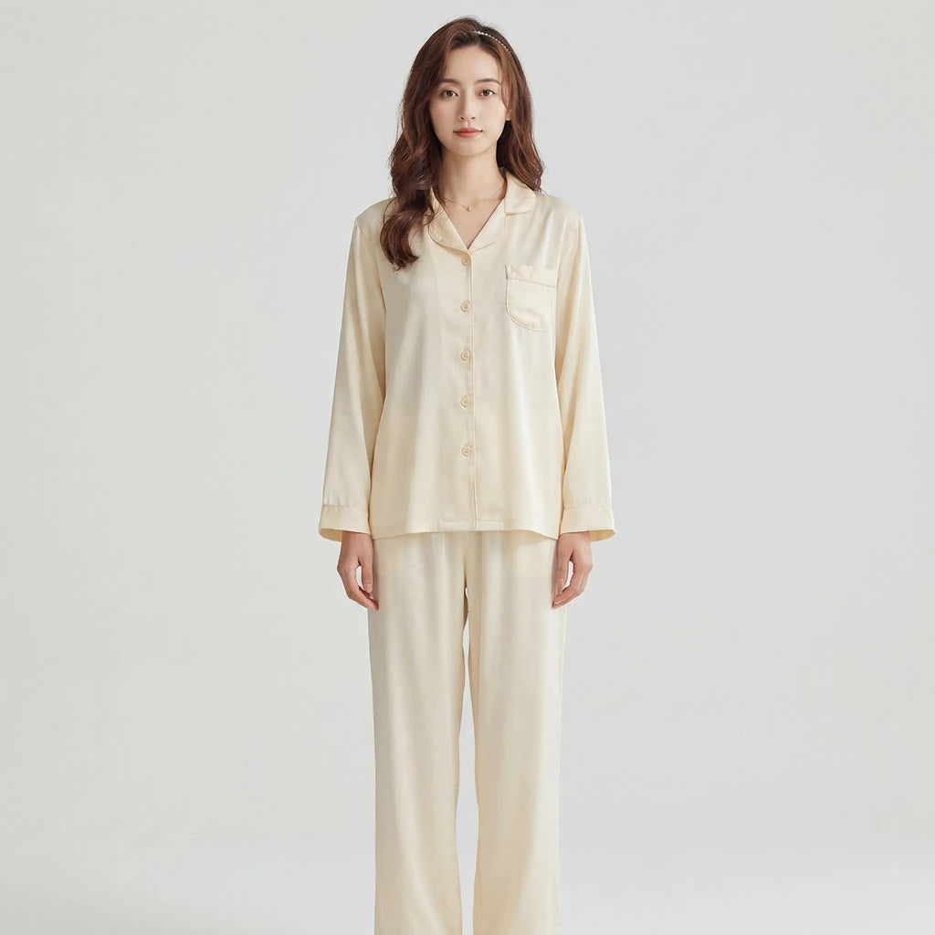 Elegant Satinpyjamas med Sjalskrave til Damer – bagfra