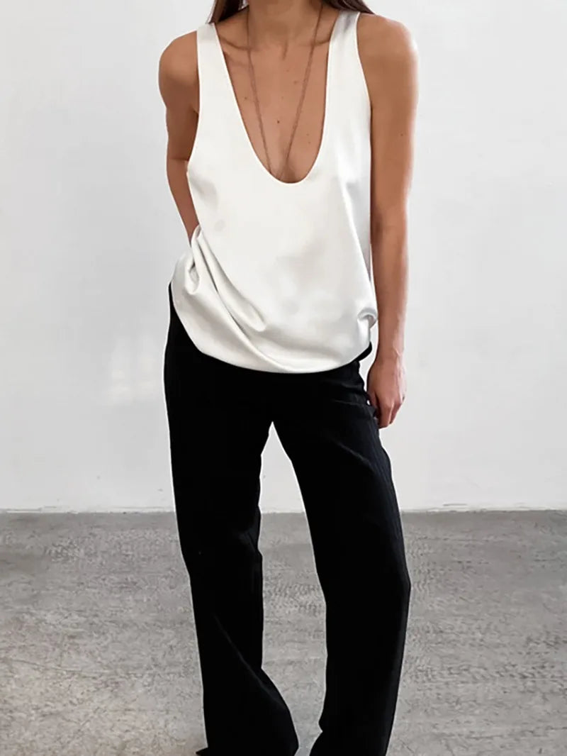 Draped U-neck satin tank top, detail view 18