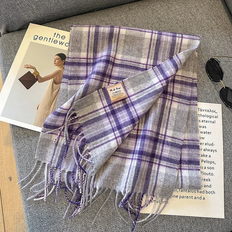 Australsk uldponcho, model set sidefra