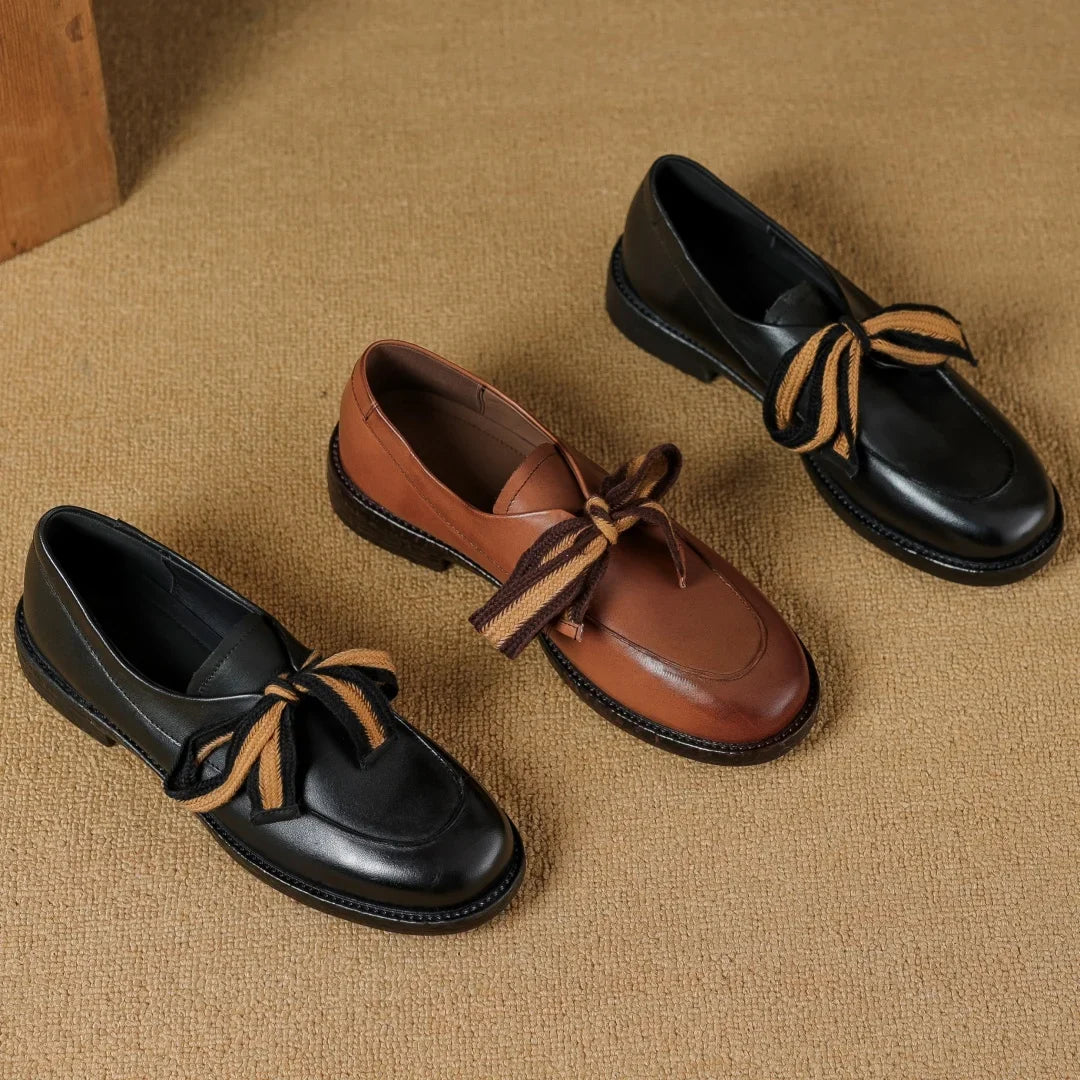 Two-tone woven leather loafer, detail view 17