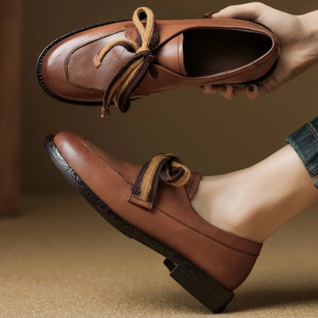 Two-tone woven leather loafer, detail view 1