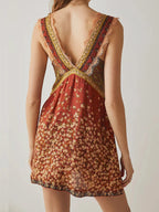 Lace-trim floral V-neck mini dress, detail view 8