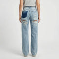 Slidte jeans til damer stylet til et afslappet hverdagslook