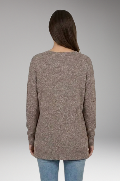V-Hals Strikbluse med Chevron-Mønster til Damer – detalje 5