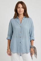 Long sleeve button-up shirt in Blue