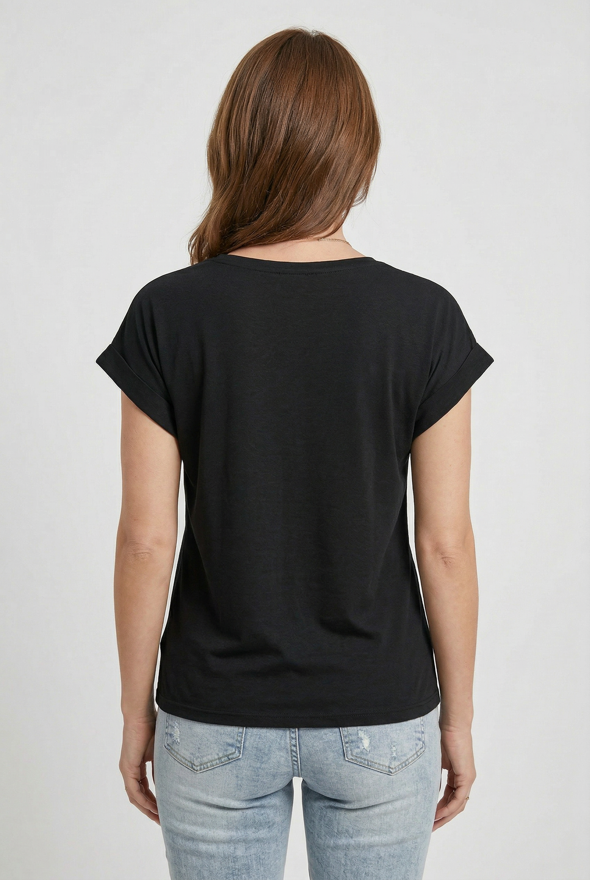 Twist-front V-neck top, model shot 2