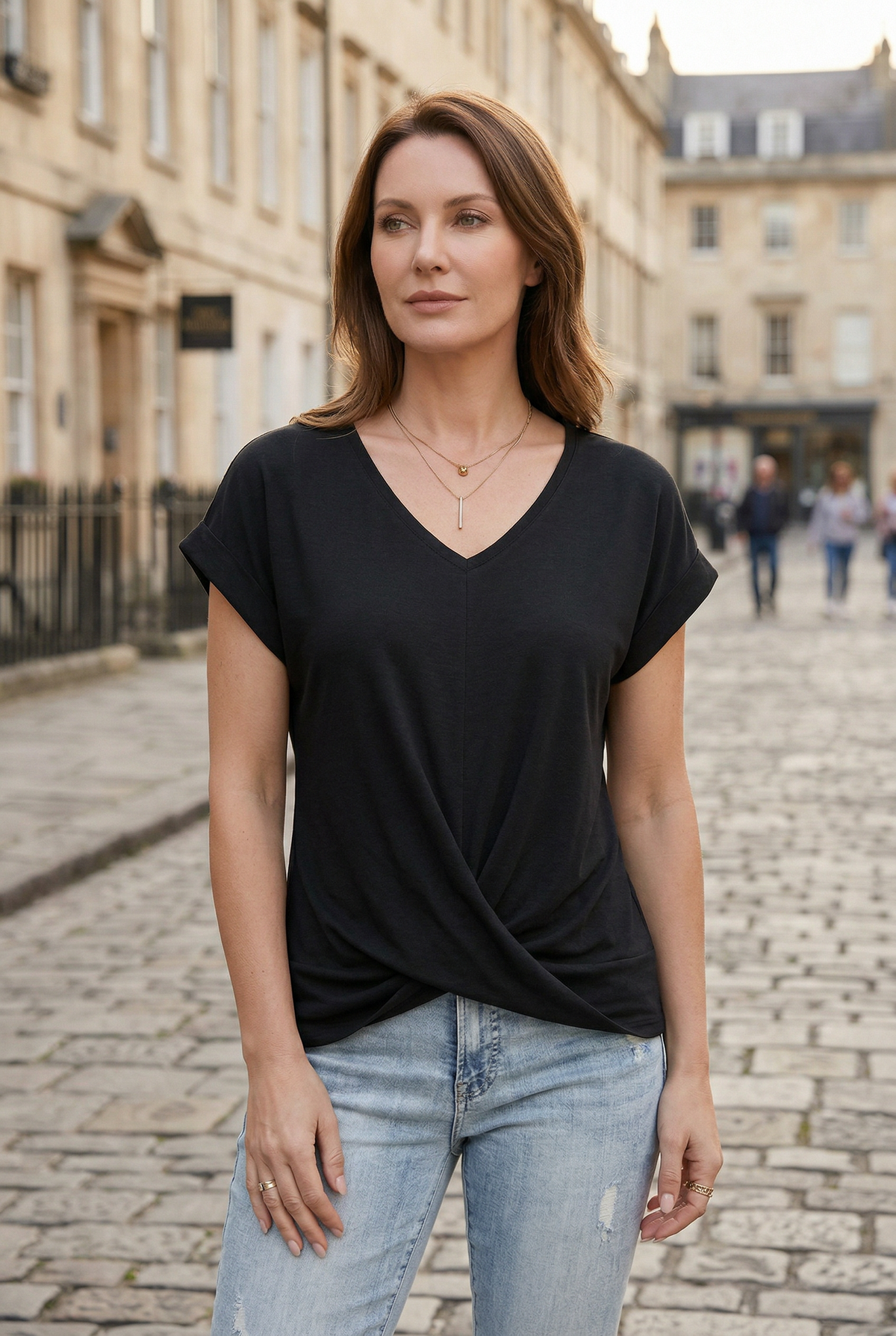 Twist-front V-neck top, model shot 4