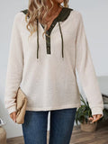 Vaffelstrikket hoodie til damer i Beige set forfra