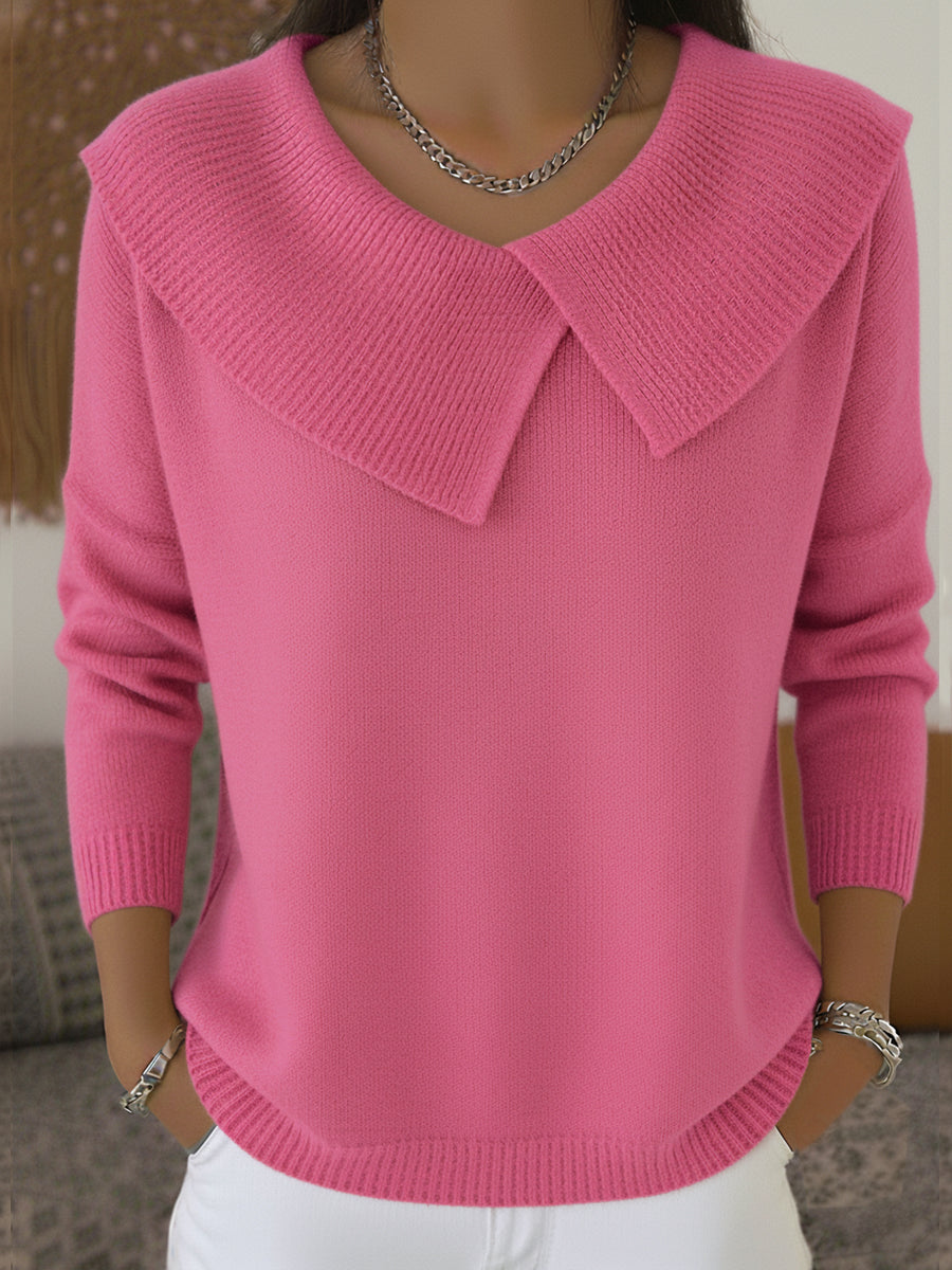Varm Strikbluse med Blød Krave i farven Pink, set bagfra