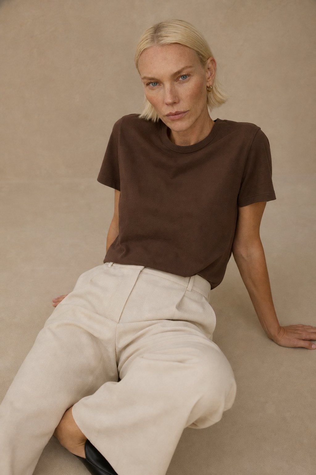 Relaxed fit cotton tee in Brown