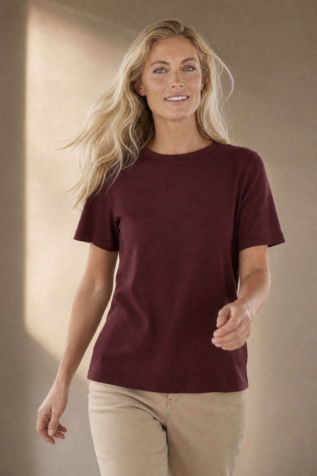 Relaxed fit cotton tee in Maroon