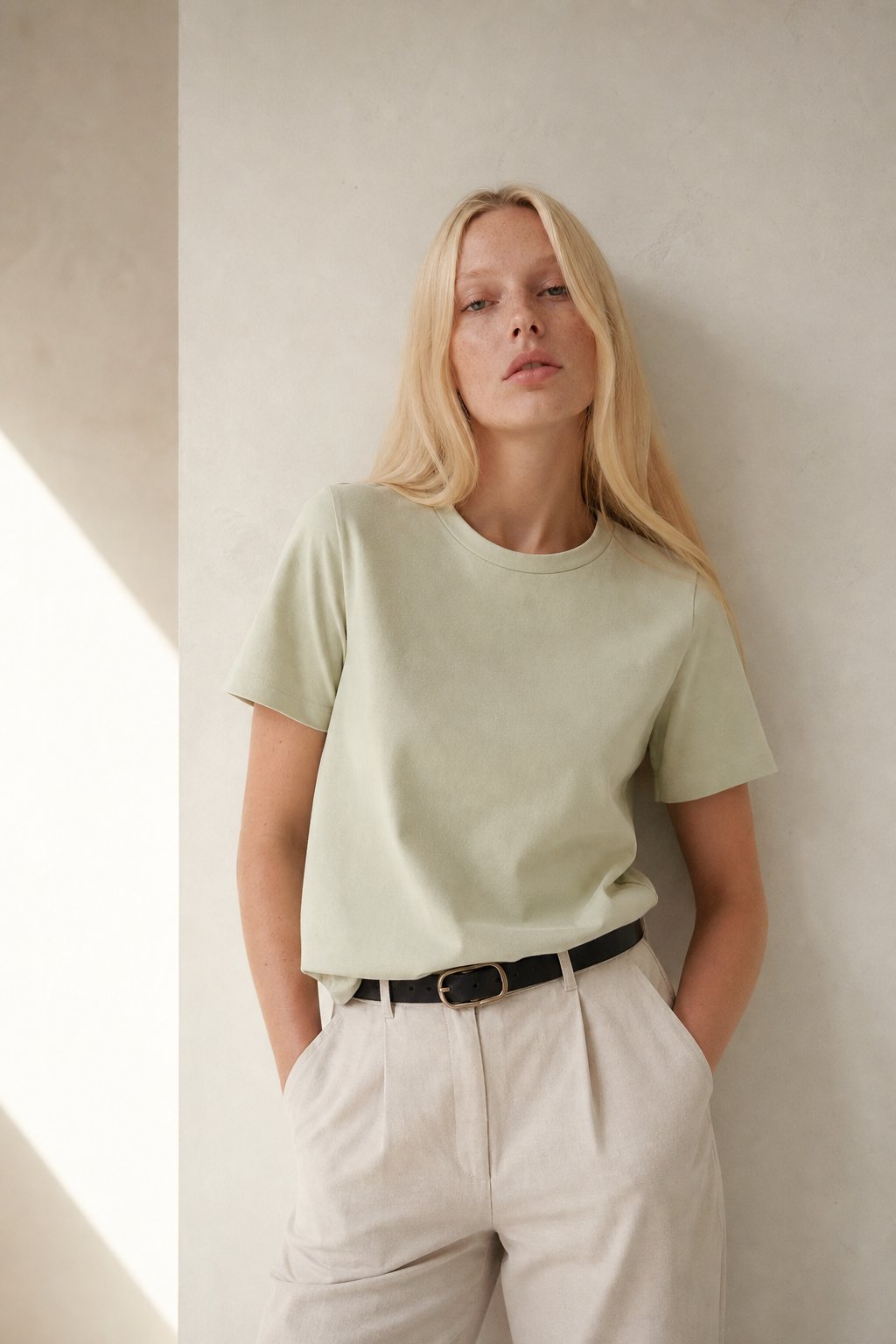 Relaxed fit cotton tee in Lime