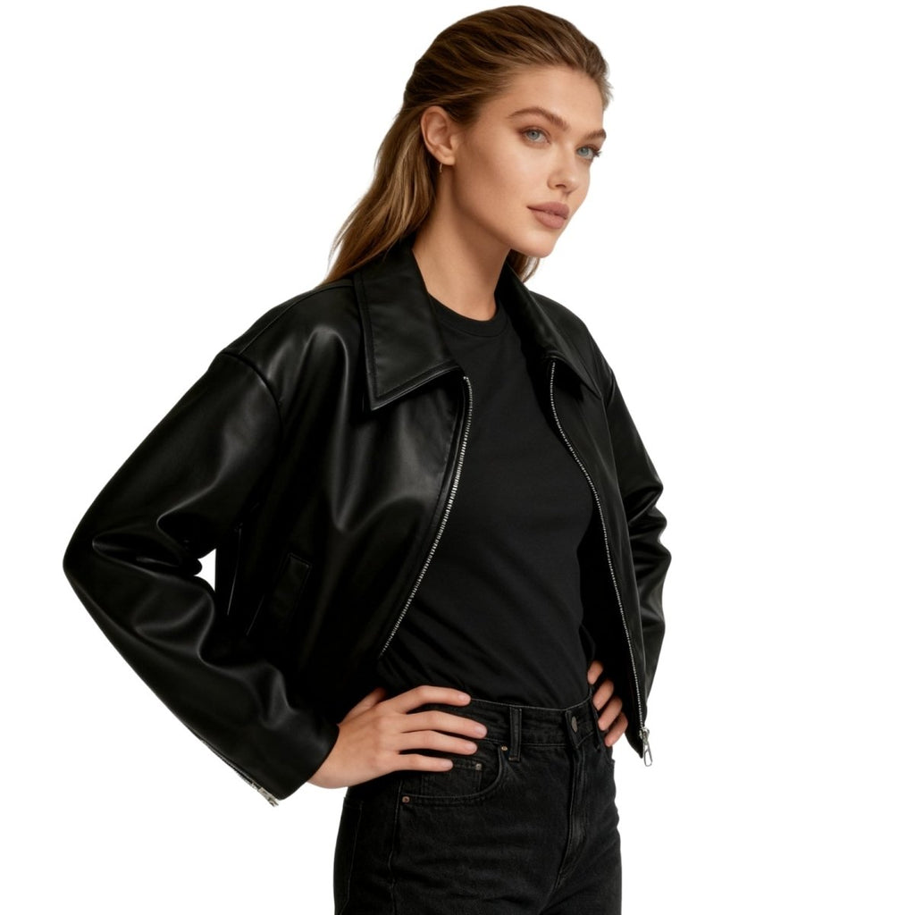 Cropped Kunstlæderjakke i farven Bordeaux, set bagfra