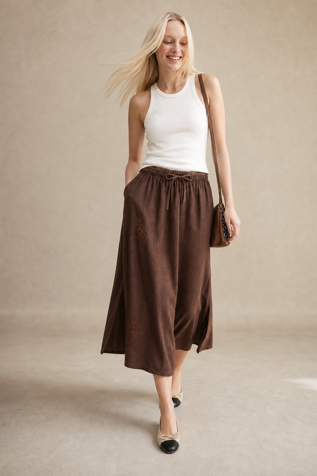 Embroidered linen A-line skirt, detail view 2