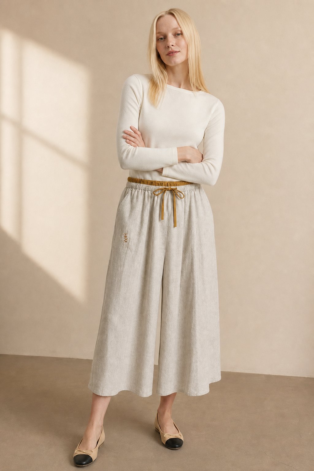Embroidered linen A-line skirt, detail view 3
