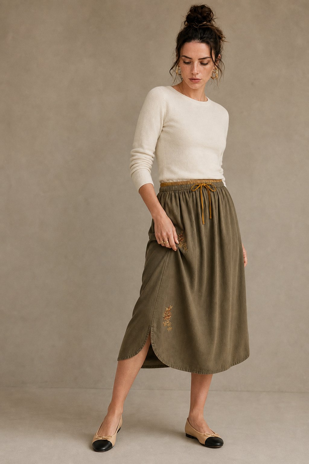 Embroidered linen A-line skirt, detail view 5