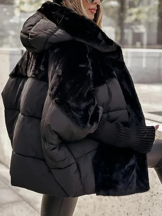 Oversized Pufferjakke med Kunstpels og Hætte til Damer – styling-eksempel