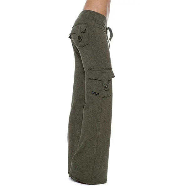 Grønne bootcut cargo bukser set fra siden
