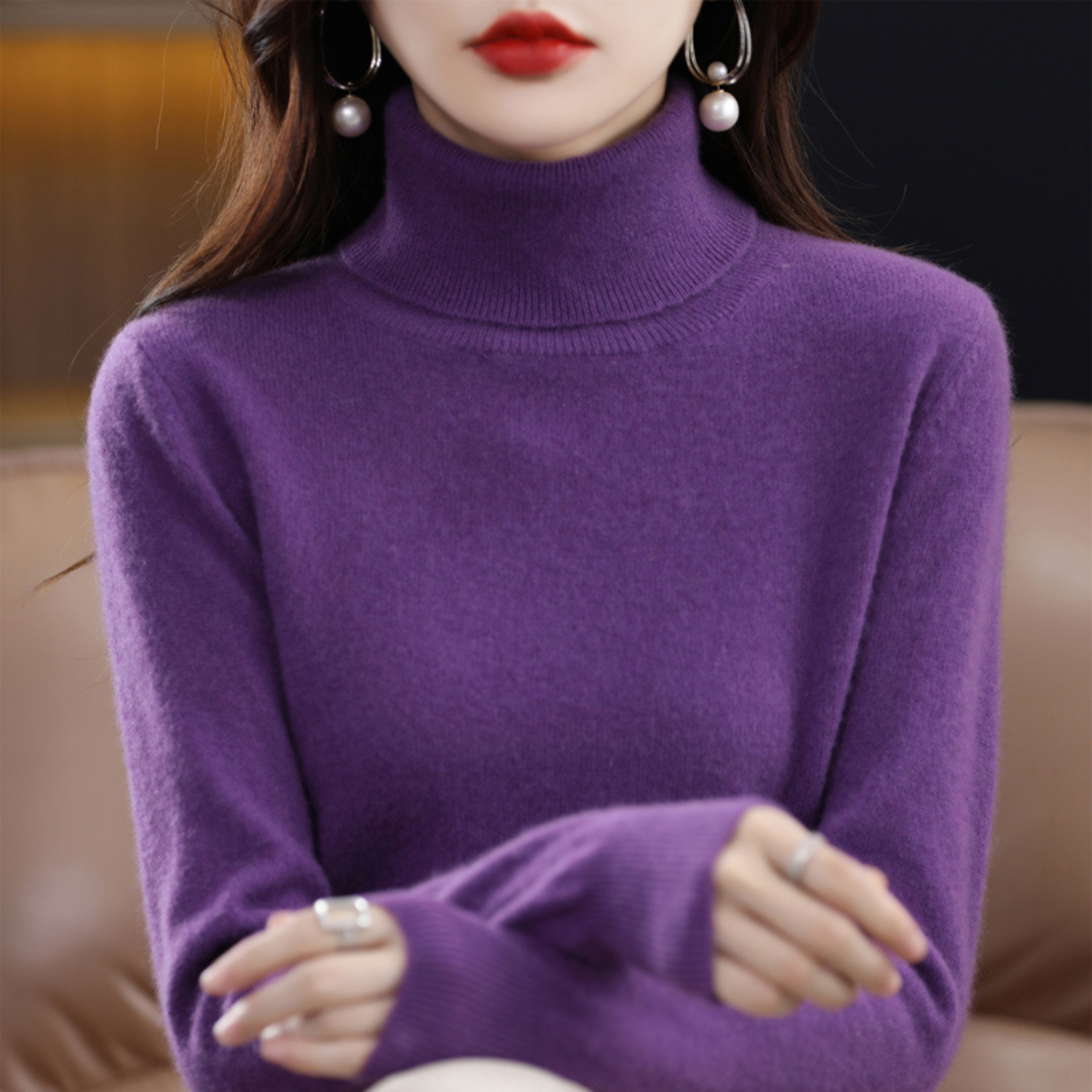 Elegant Sort Cashmere Sweater med Rullekrave