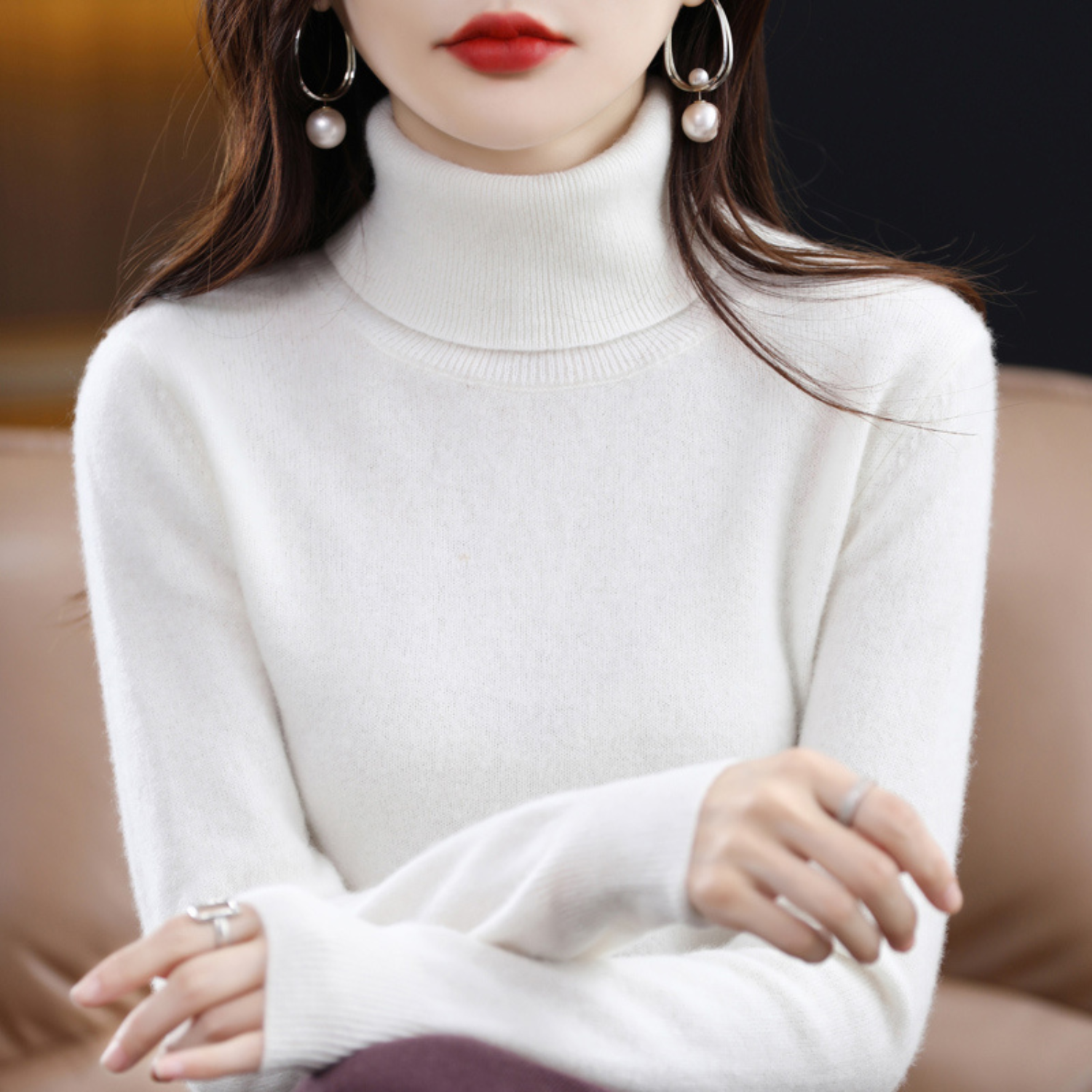 Elegant Sort Cashmere Sweater med Rullekrave