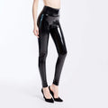 Sienna leggings i læderlook til damer, set forfra