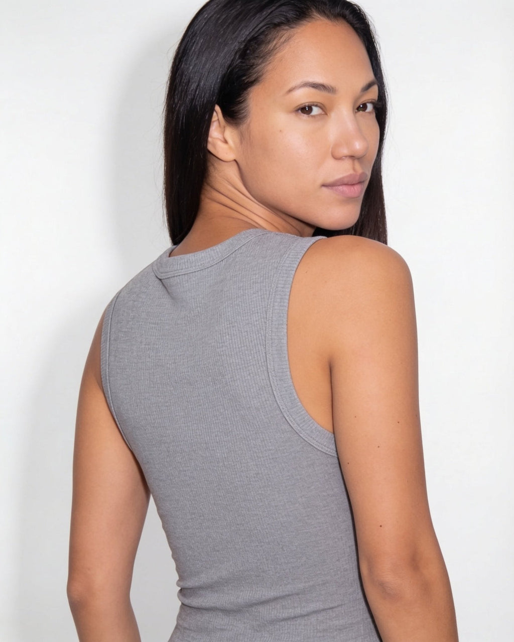 Ribbed button-front cropped tank top, detail view 9
