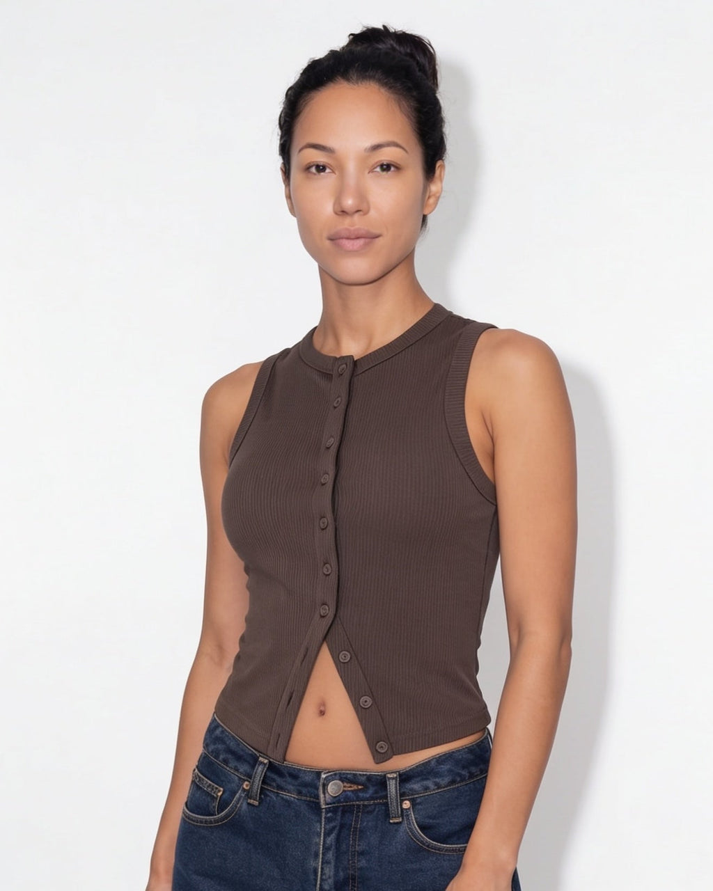Ribbed button-front cropped tank top in Brown