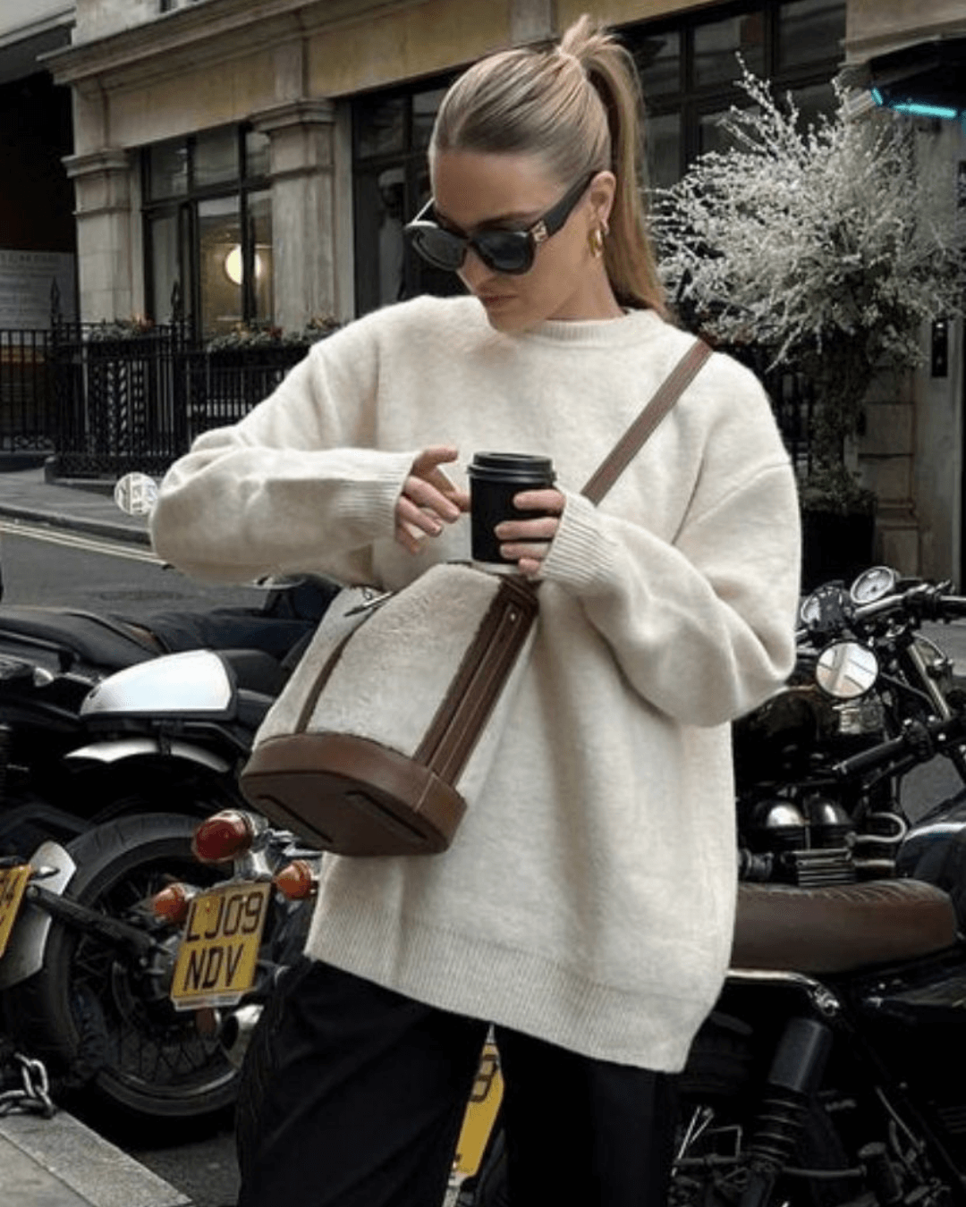 Hyggelig Ribstrikket Sweater