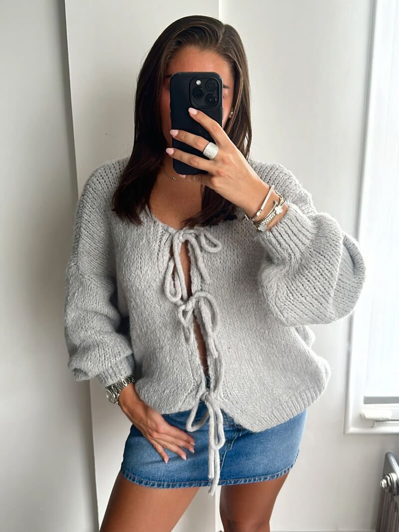 Elegant Snøret Cardigan Sweater