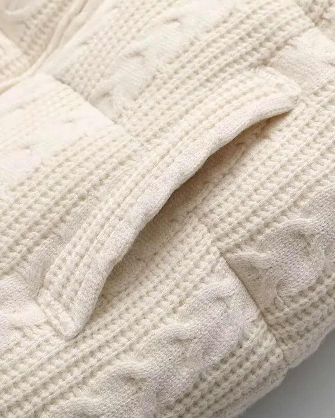Strikket vest til damer i beige, str. L