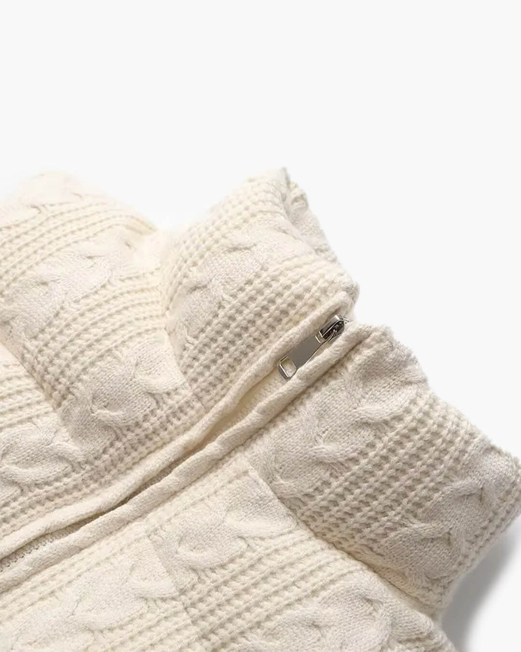 Strikket vest til damer i beige, str. M