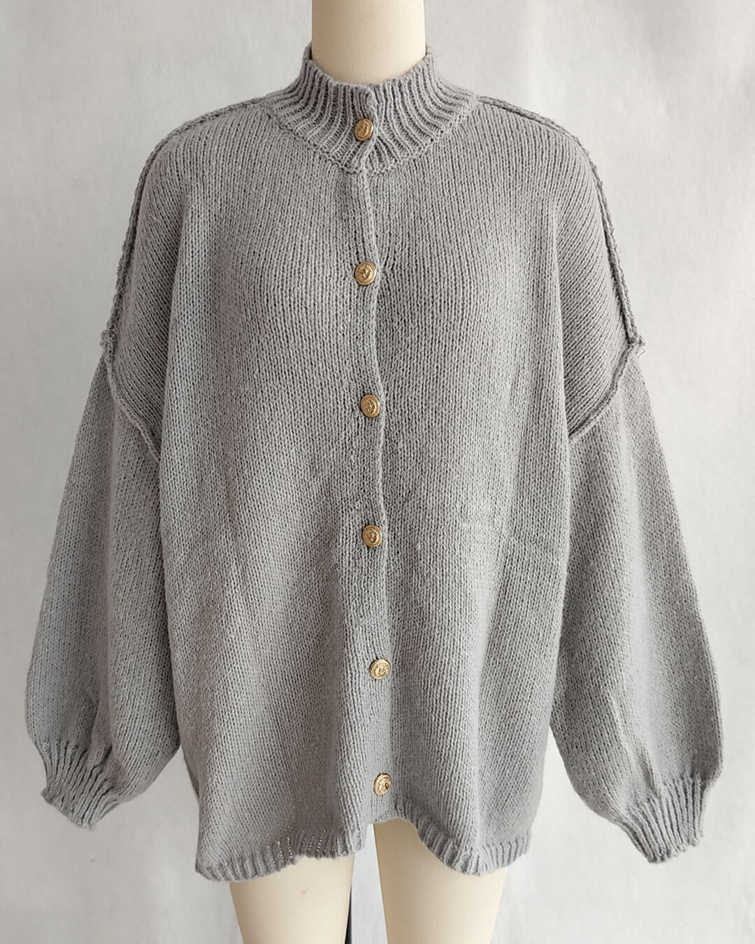 Oversized lang cardigan, detalje af halskant