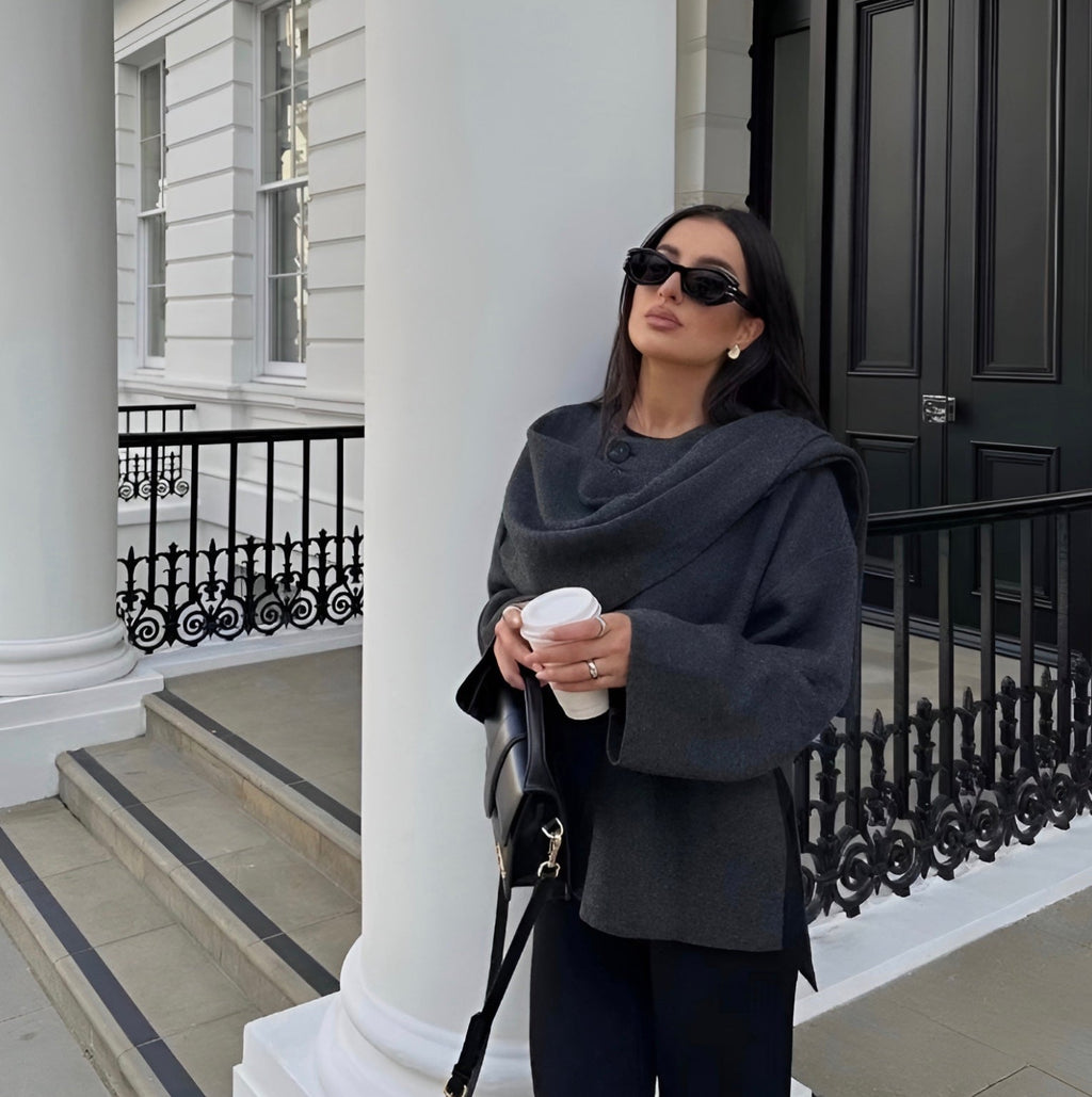 Elegant Cape-Poncho Frakke