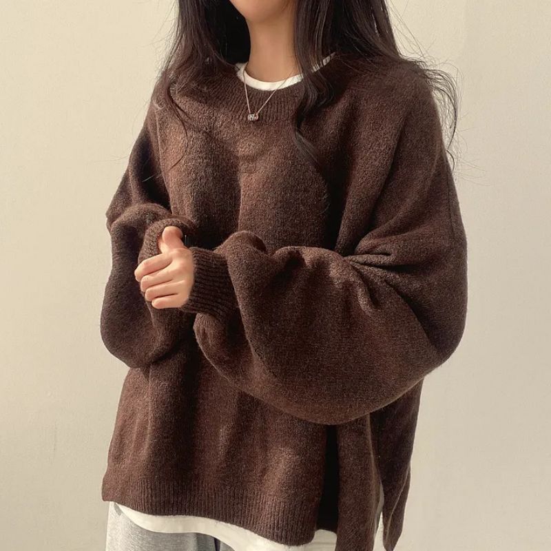 Strik-sweater med faldende skuldre, detalje af strikstruktur