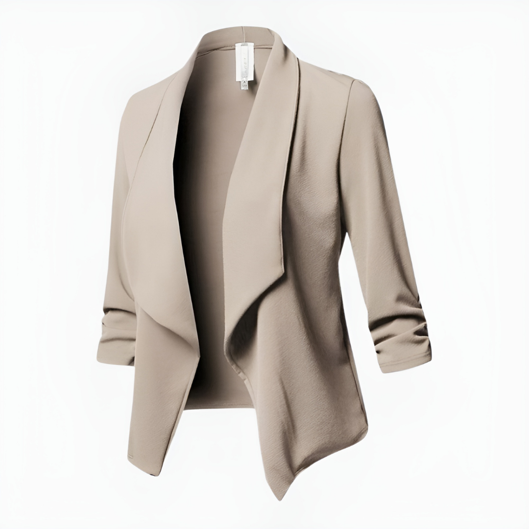 Åben Blazer med Draperet Sjalskrave, stylet på model